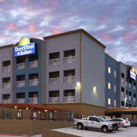 Days Inn & Suites By Wyndham Galveston West/Seawall Buitenkant foto