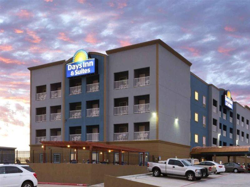 Days Inn & Suites By Wyndham Galveston West/Seawall Buitenkant foto