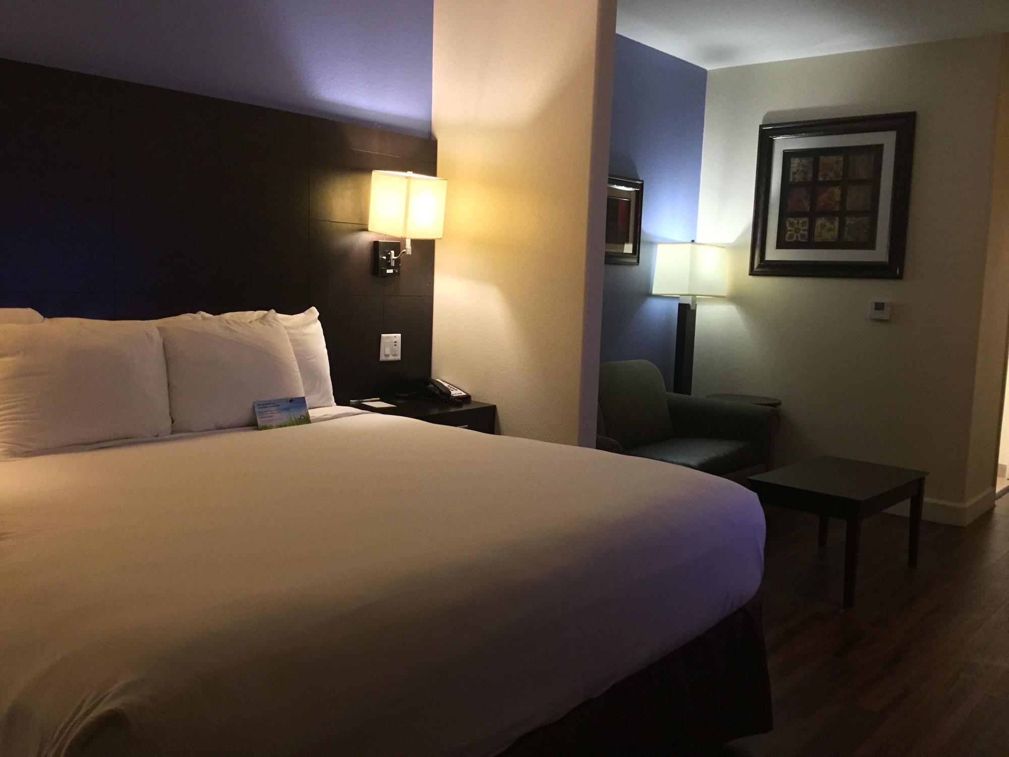 Days Inn & Suites By Wyndham Galveston West/Seawall Buitenkant foto