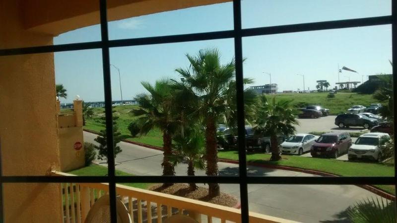 Days Inn & Suites By Wyndham Galveston West/Seawall Buitenkant foto