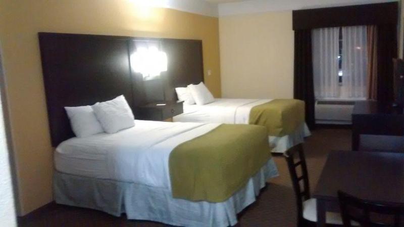 Days Inn & Suites By Wyndham Galveston West/Seawall Buitenkant foto